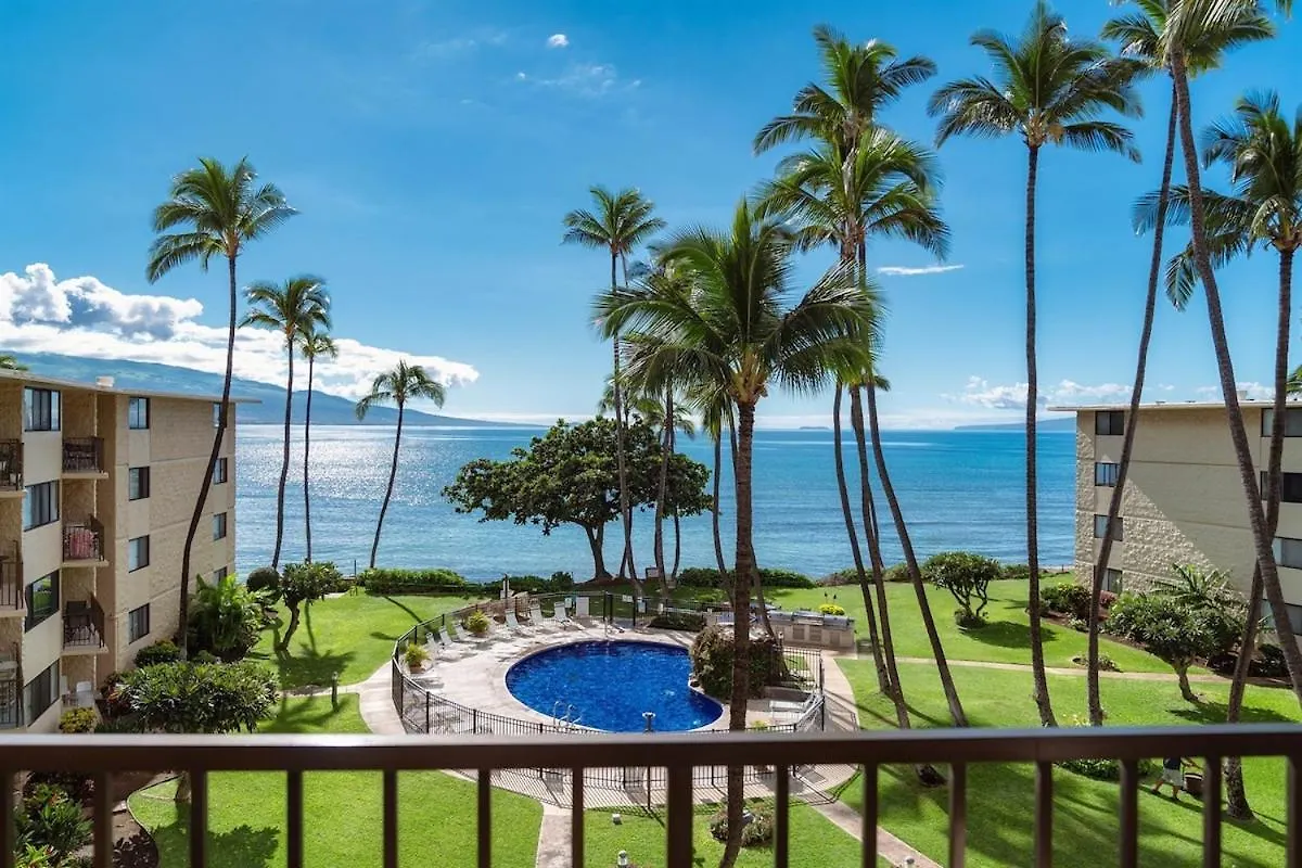 Chic Condo— Renovated & Refurnished 2023 / 2024 Wailuku 0*,