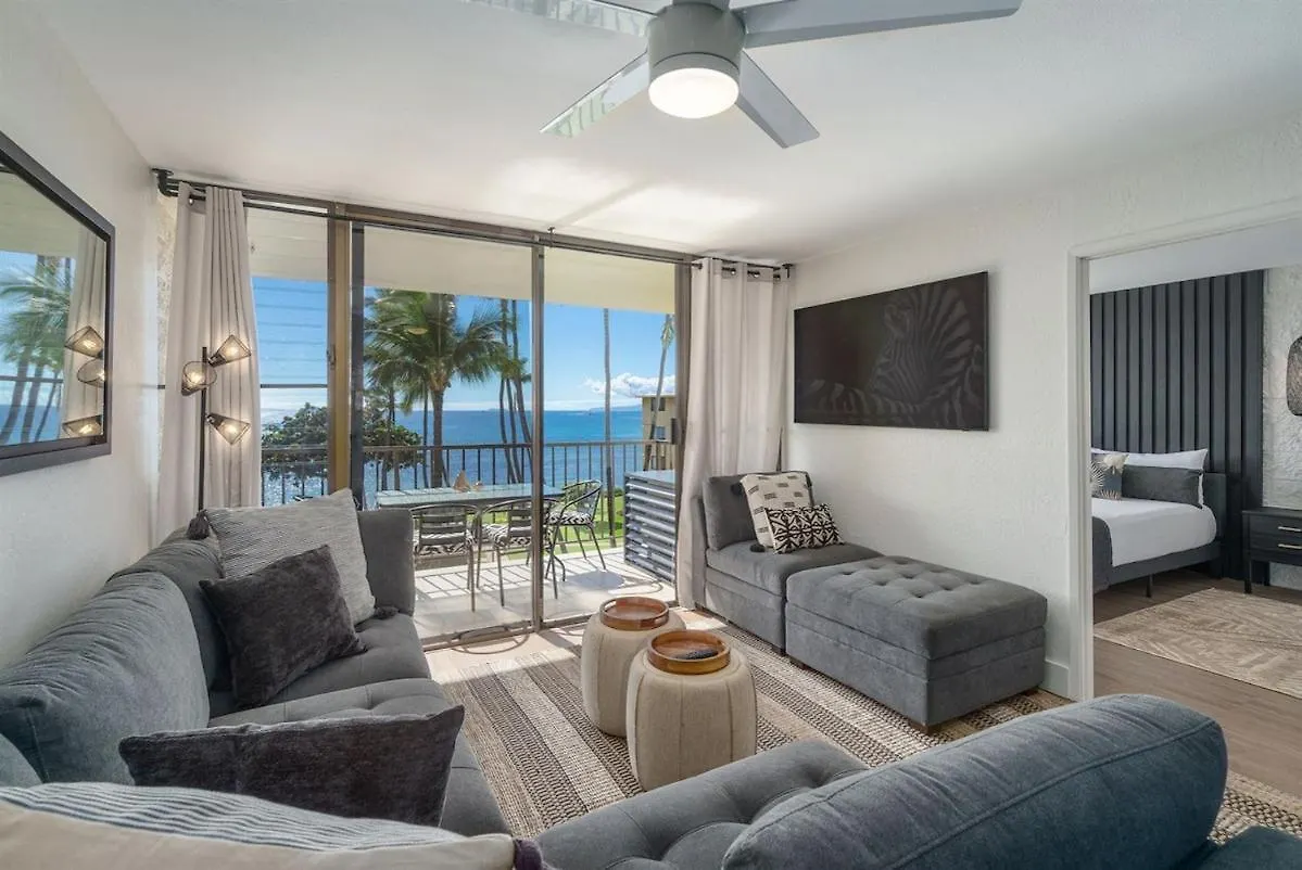 Chic Condo— Renovated & Refurnished 2023 / 2024 Wailuku