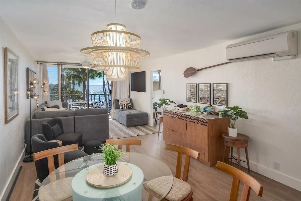 Chic Condo— Renovated & Refurnished 2023 / 2024 Wailuku